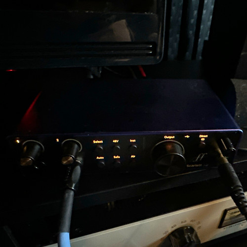 Focusrite scarlett 2i2 - focusrite,