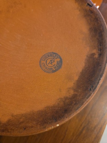 Vtg guernseys bean pot - bean,