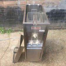 Valentine Zenith Pension Electric Fryer Single Phase Single Tank Single Basket