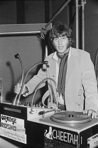 Radio disc jockey - radio,