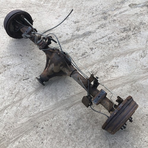 Nissan navara d22 di - 2.5,
