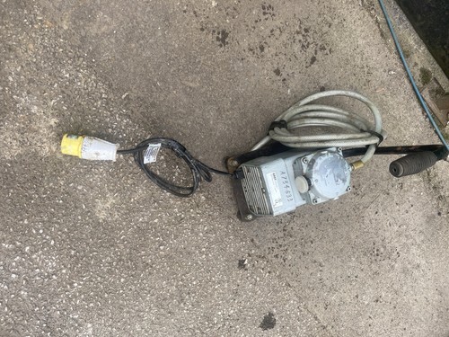 110v vacuum pump gast - ,