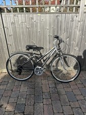 Ladies Giant Cypress bike 