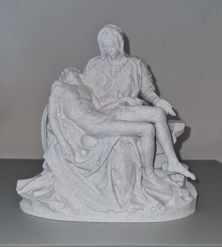 Pieta - la,