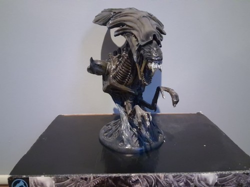 Palisades alien queen bust - palisades,