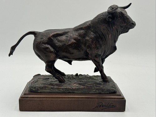 Bronze taurine bull sculpture - bronze,