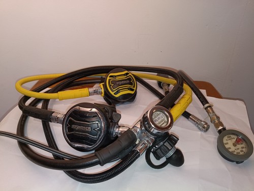 Apeks scuba diving regulator - scuba,