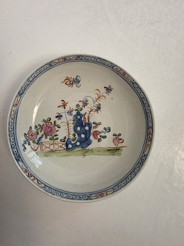 Lowestoft saucer blue - saucer, rock