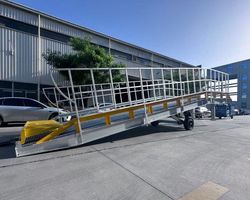 Galvanised container lorry - galvanised,