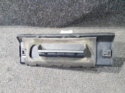 Tailgate boot opening switch - ,