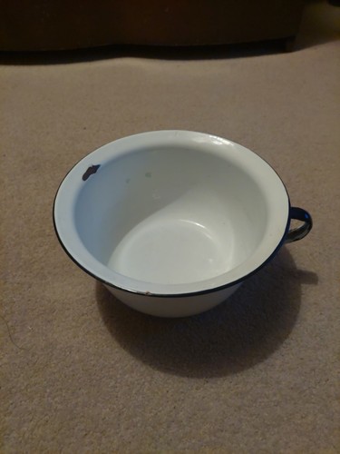Vintage metal chamber pot - metal,