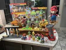 Super Mario Deluxe Castle,Bowsers Airship,fire Breathing Bowser Lots Of Extras