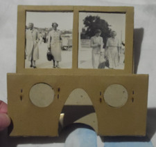 Vintage 1940/50s cardboard collapsible stereoscopic viewer