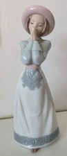 Beautiful Lladro NAO Figurine Titled "Please, Please" #1224 Immaculate Condition