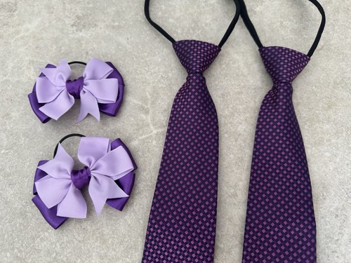 Equestrian showing bows - equestrian,