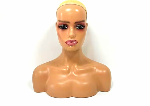 Premium female mannequin - mannequin, head