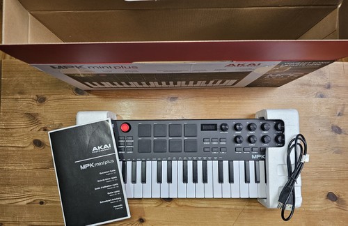 Akai mpk mini plus - akai,