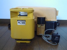 Topcon RL-20 Rotating Laser Level Rechargeable Type w/ Receiver & Charger Japan