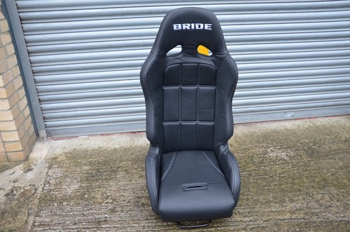 Black bride bucket - black,