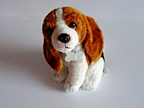 Hand made realistic basset - hand,