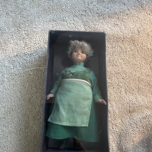 Deagostini disney porcelain - deagostini,