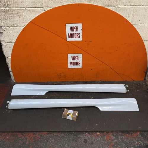 Vauxhall corsa side skirts - d,