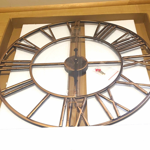 Large round metal skeleton - large,