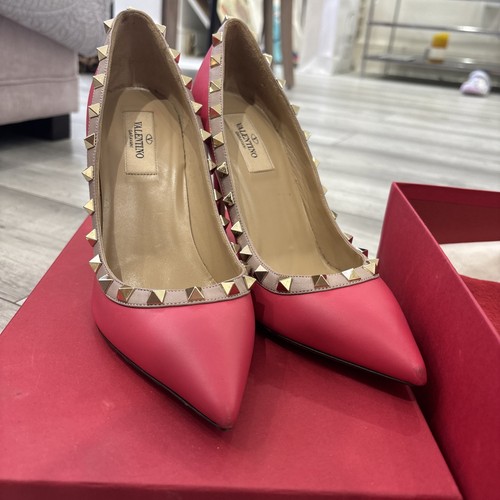 Ladies pink valentino shoes - pink,