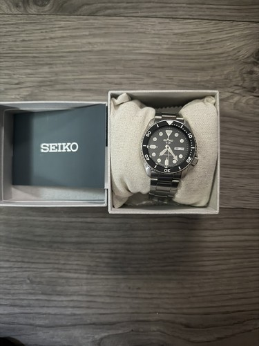 New seiko men watch sbsa005 - new,
