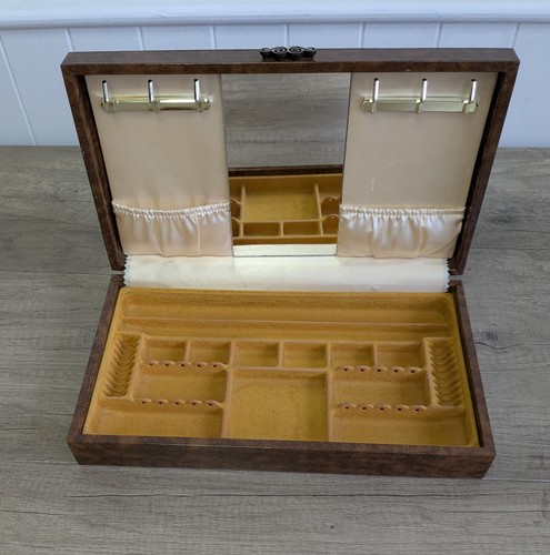 Vintage rare mele jewelry box - rare,