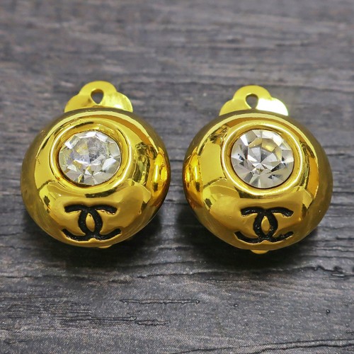 Chanel gold plated logos - gold,