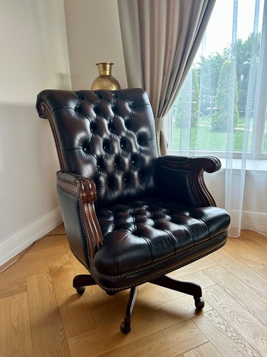 Classic chesterfield style - classic, chesterfield-style