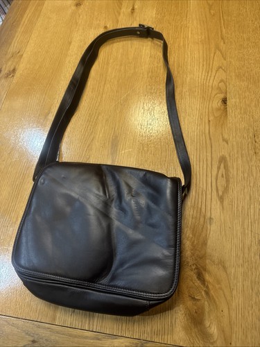Medium brown leather satchel - brown,