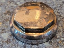 MGB Roadster & GT (1964-1981) Octagonal Wire Wheel Left Hub Spinner 8TPI Stock04