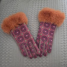 Powder Bernadette faux suede