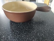 LE CREUSET CAST IRON  22 cm