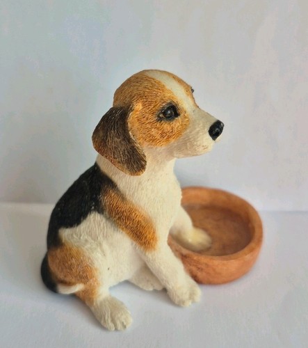 Sherratt simpson beagle - sherratt, with