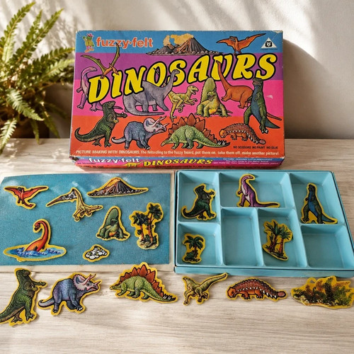 Vintage fuzzy felt dinosaurs - fuzzy-felt,