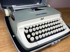 Excellent! 1960 Smith-Corona Galaxie Serviced Seafoam Green Vintage Typewriter