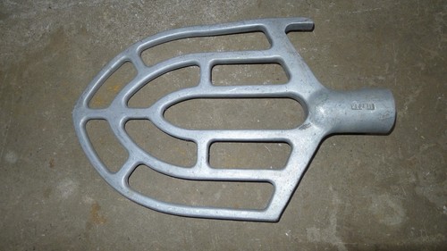 Large flat paddle beater - 17",