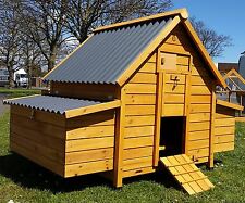LARGE CHICKEN COOP RUN HEN HOUSE POULTRY NEST BOX COOPS RABBIT HUTCH PLASTIC