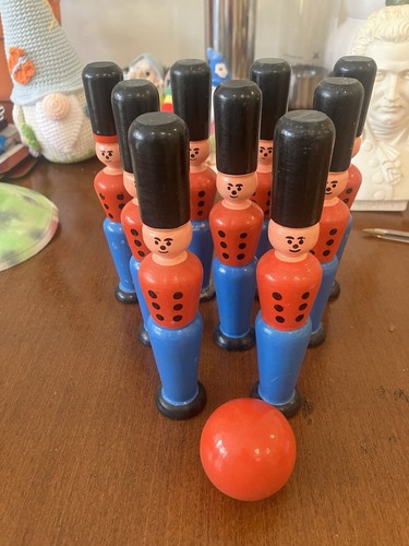 Wooden toy soldiers skittles