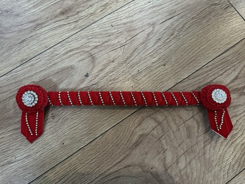 Red supreme cornerstone - red,