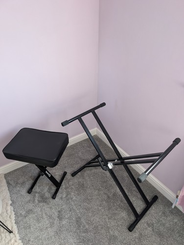 Piano stand and - stand,