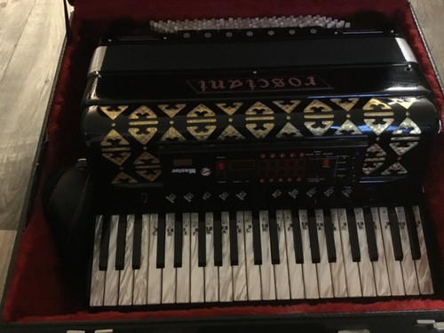 Piano accordion 120 bass - piano,