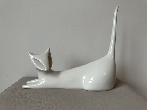 Royal dux white cat figurine - royal,