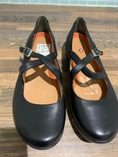 brand new womens leather clark