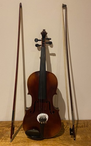 Old vintage violin full - vintage,