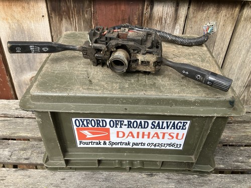 Daihatsu fourtrak wiper and - wiper,