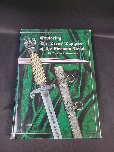 Exploring the dress - exploring, daggers